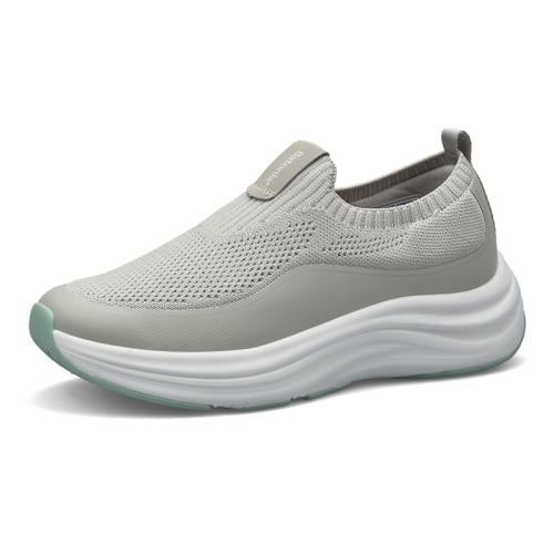 حذاء رياضي نسائي من باتونيا - بيج