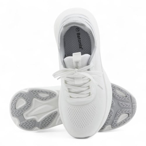 حذاء رياضي نسائي من باتونيا - أبيض