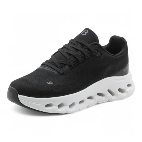 حذاء رياضي نسائي من باتونيا - أسود