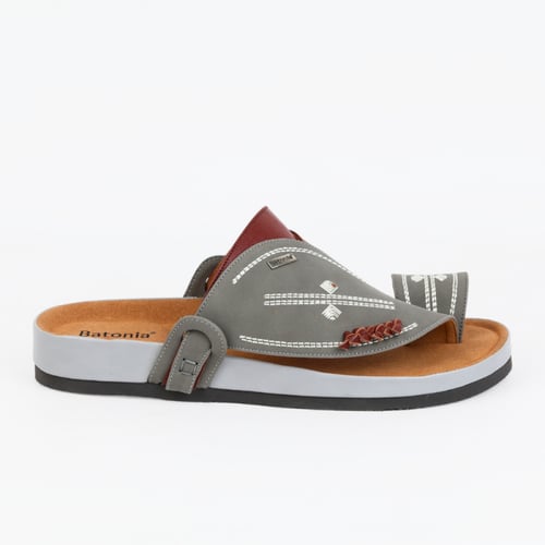 حذاء شرقي من باتونيا