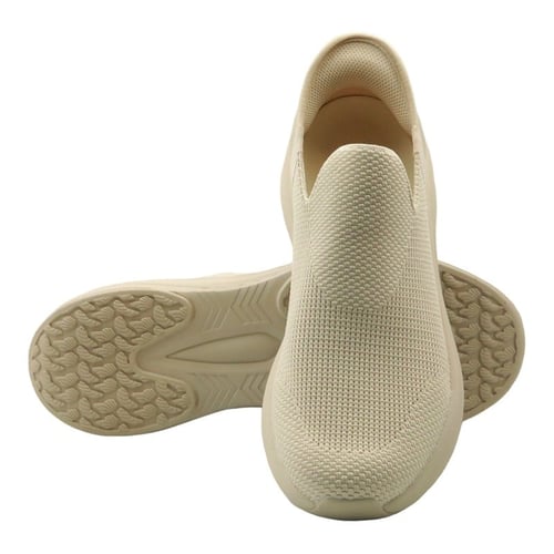 حذاء سادة بفتحات تهوية - بيج