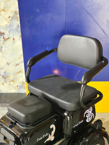 تك توك صغير