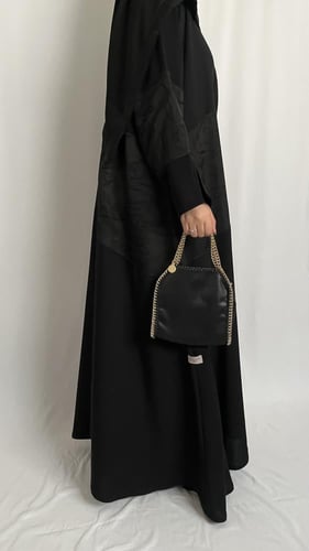 عباية ورد