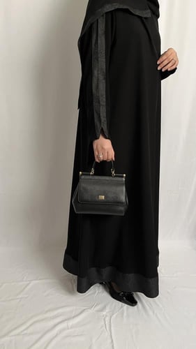 عباية قمر
