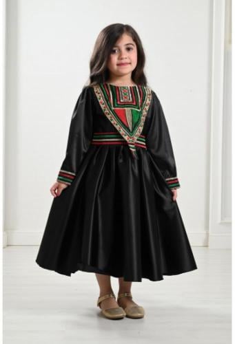 فستان التأسيس بنقشة السدو