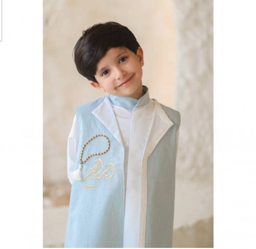 دقله مع ثوب