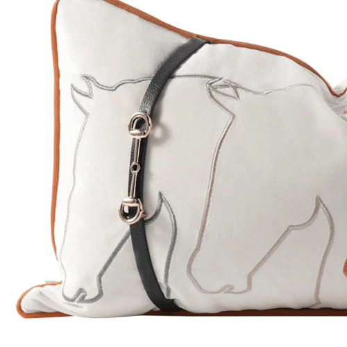 وسادة 50X30 فاخرة بتصميم الحصان – مخمل جملي مع إكس...