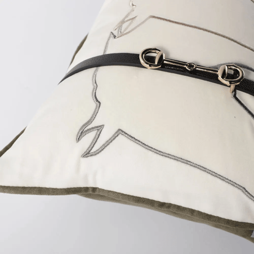 وسادة 45X45 فاخرة بتصميم الحصان – مخمل زيتي مع إكس...