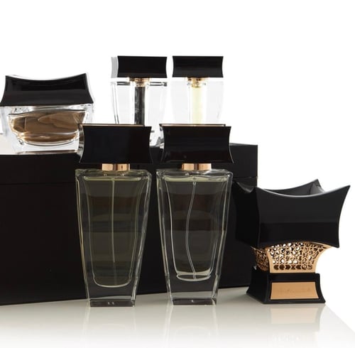 عطر مجموعة مكارم العربية للعود