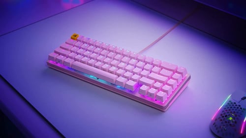 كيبورد ميكانيكي جلورويس GMMK2 فوكس 65 وردي