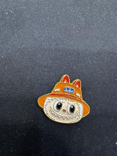 ملصق معدني وحوش لبوبو