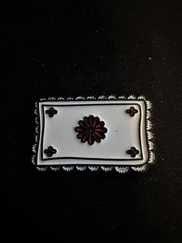 ملصق معدني تكية المخدة