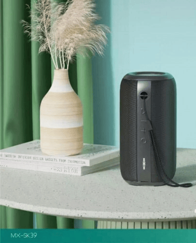 مكبر صوت لاسلكي مقاوم للماء بمعيار IPX6 بتصميم رائ...