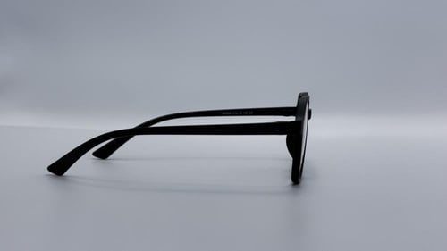 نظارة طبية هندسية من البلاستيك مناسبة للجنسين اللو...