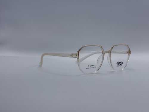 نظارة طبية هندسية من البلاستيك منابة للجنسين اللون...