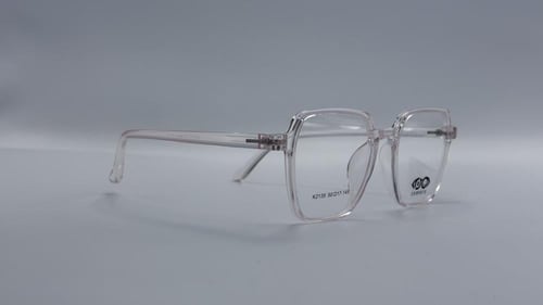 نظاره طبية نسائية هندسية من البلاستيك اللون وردي ش...