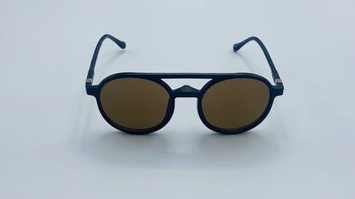 نظارة طبية شمسية (كلبس) بلاستيك رقم الموديل 2306AC...