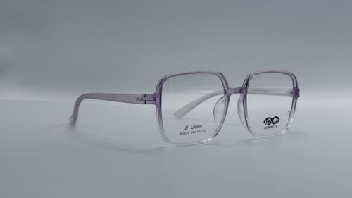 نظارة طبية نسائية مربعة من البلاستيك اللون بنفسجي...