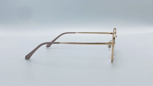 نظاره طبية هندسية من التيتانيوم اللون ذهبي رقم الم...