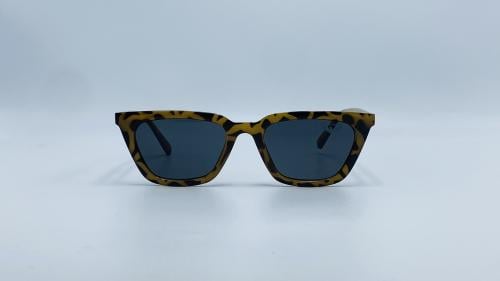 نظارة شمسية بلاستيك هندسية اللون بني مشجر رقم المو...