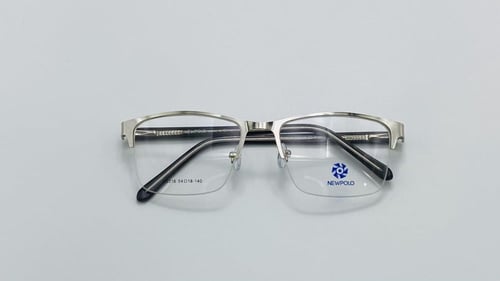نظاره طبية مستطيلة من المعدن اللون فضي رقم الموديل...