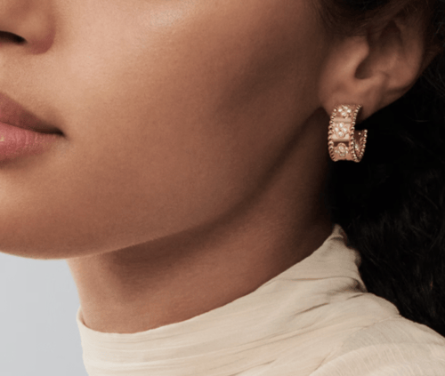 VCA | Perlée clovers hoop earrings