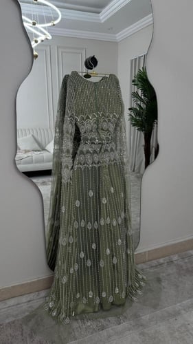 فستان سهرة خمسة ألوان