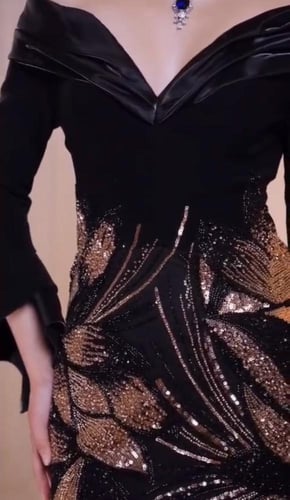 فستان سهرة مخمل