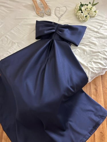 فستان سهرة ثلاثة ألوان