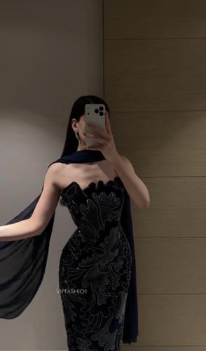 فستان سهرة لونين مخمل