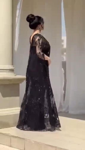 فستان مناسبات ثلاثة ألوان