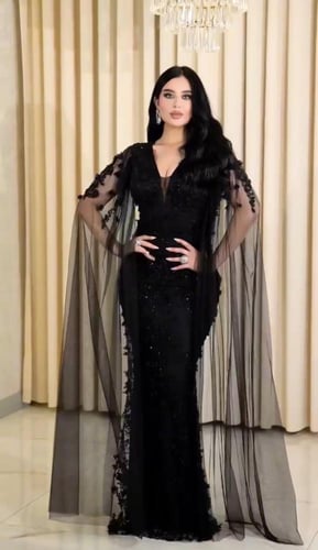 فستان سهرة ثلاث الوان