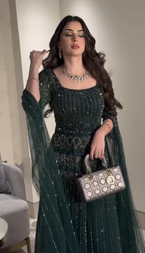 فستان سهرة خمسة ألوان