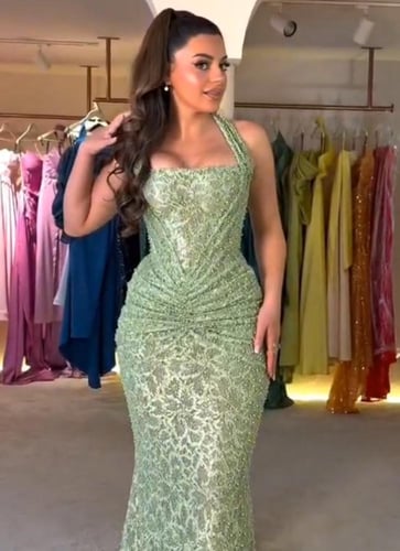 فستان سهرة ثلاث الوان