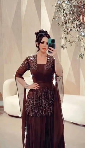 فستان مناسبات ثلاثة ألوان