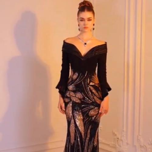 فستان سهرة مخمل