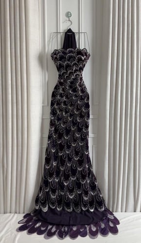 فستان سهرة لونين مخمل