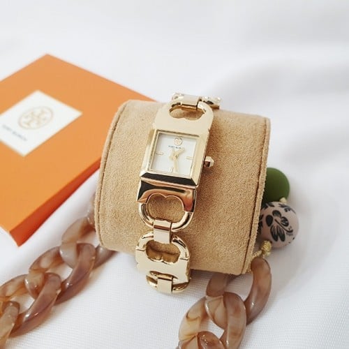 ساعة tory burch