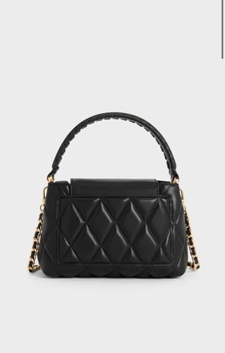 شنطة charles & keith