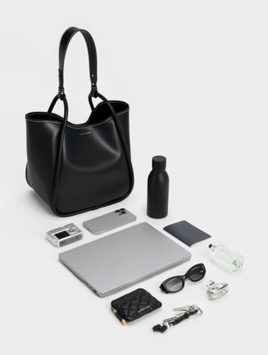 شنطة charles & keith الحجم الكبير XL أسود