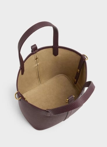 شنطة charles & keith