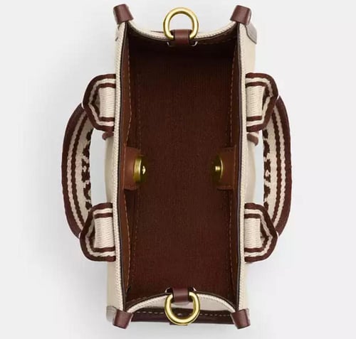 شنطة coach مقاس ميني