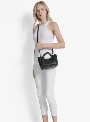 شنطة ميني dkny