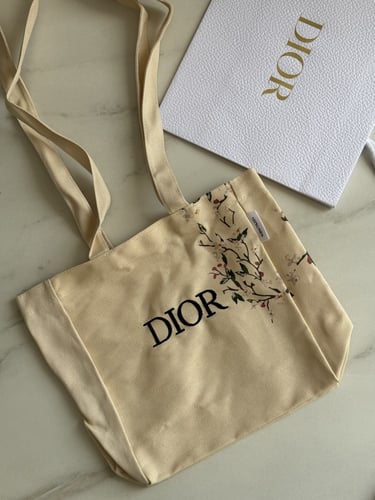 كيس قماش dior