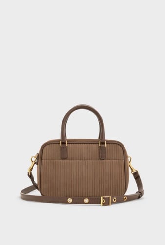 شنطة charles & keith