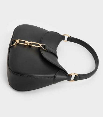 شنطة charles & keith