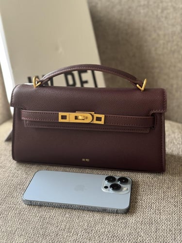 شنطة عنابي JW PEI