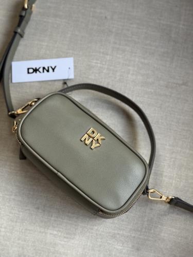 شنطة dkny