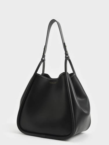 شنطة charles & keith الحجم الكبير XL أسود