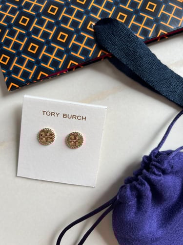 حلق tory burch
